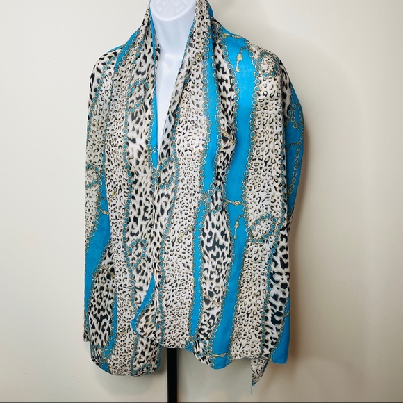 Animal Print & Charm Link Large Versatile Scarf - Picture 5 of 10